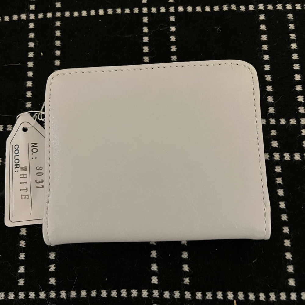 Elegant White Wallet